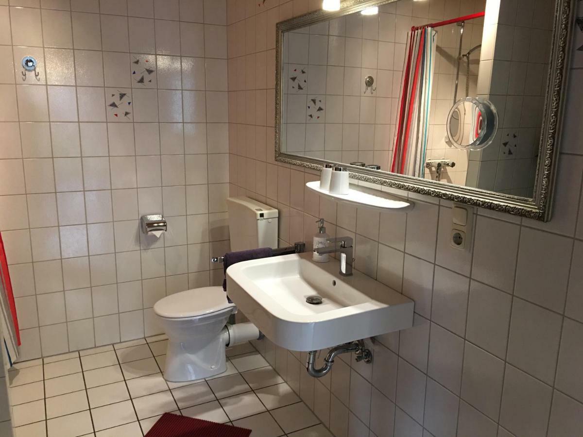 Ferienwohnung Martina Zell an der Mosel Esterno foto